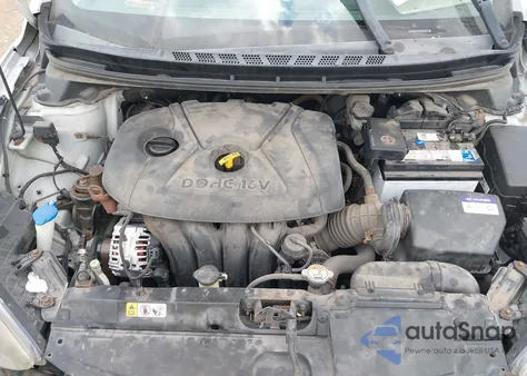 2013 Hyundai Elantra Limited z USA, uszkodzony, nr VIN KMHDH4AE8DU636428